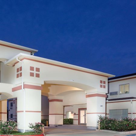 Super 8 By Wyndham Brenham Tx Hotel Luaran gambar