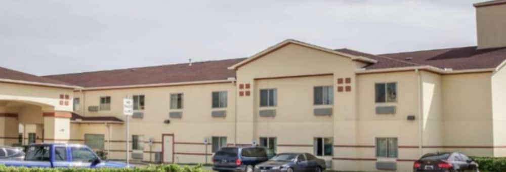 Super 8 By Wyndham Brenham Tx Hotel Luaran gambar