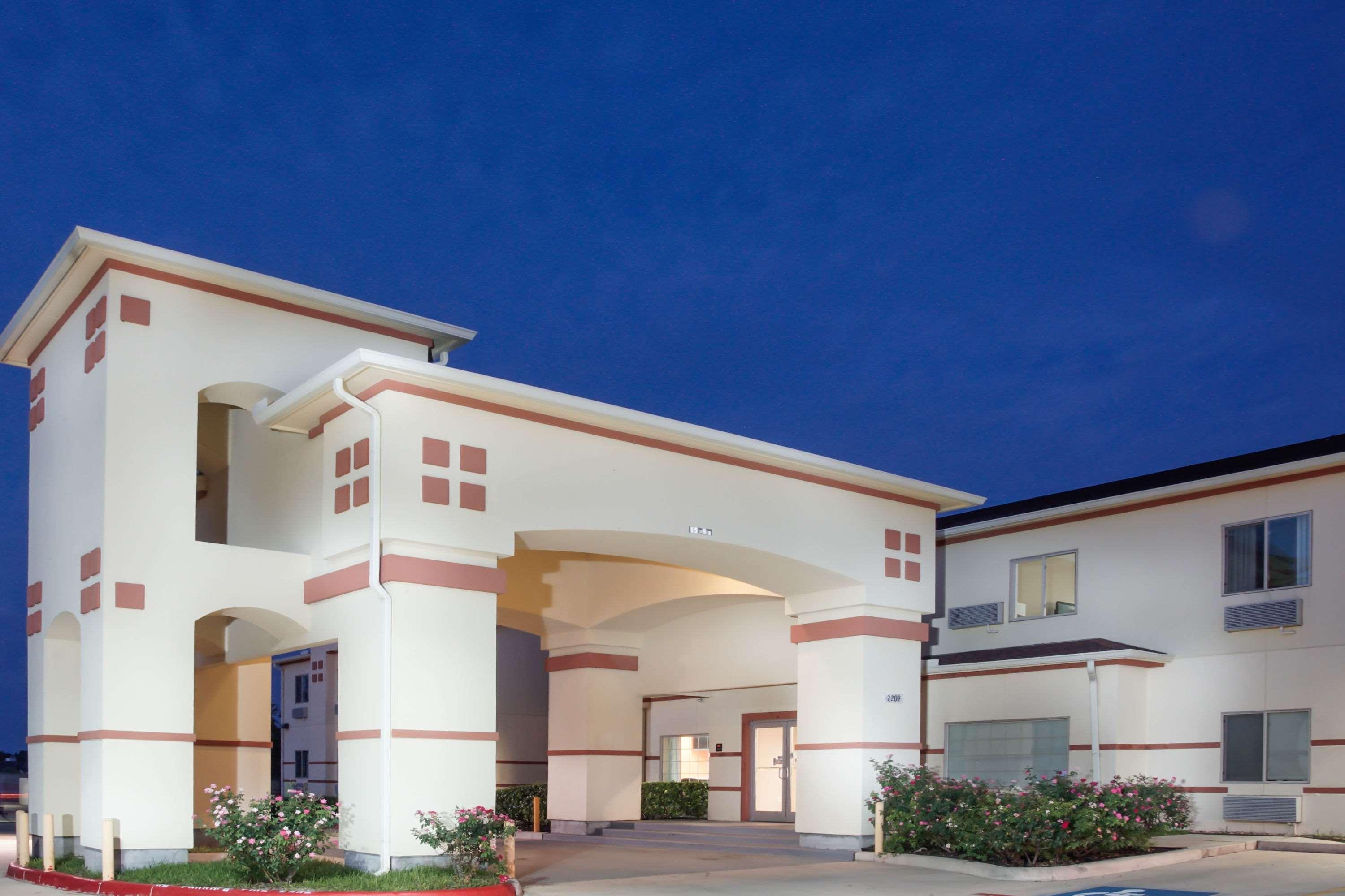 Super 8 By Wyndham Brenham Tx Hotel Luaran gambar