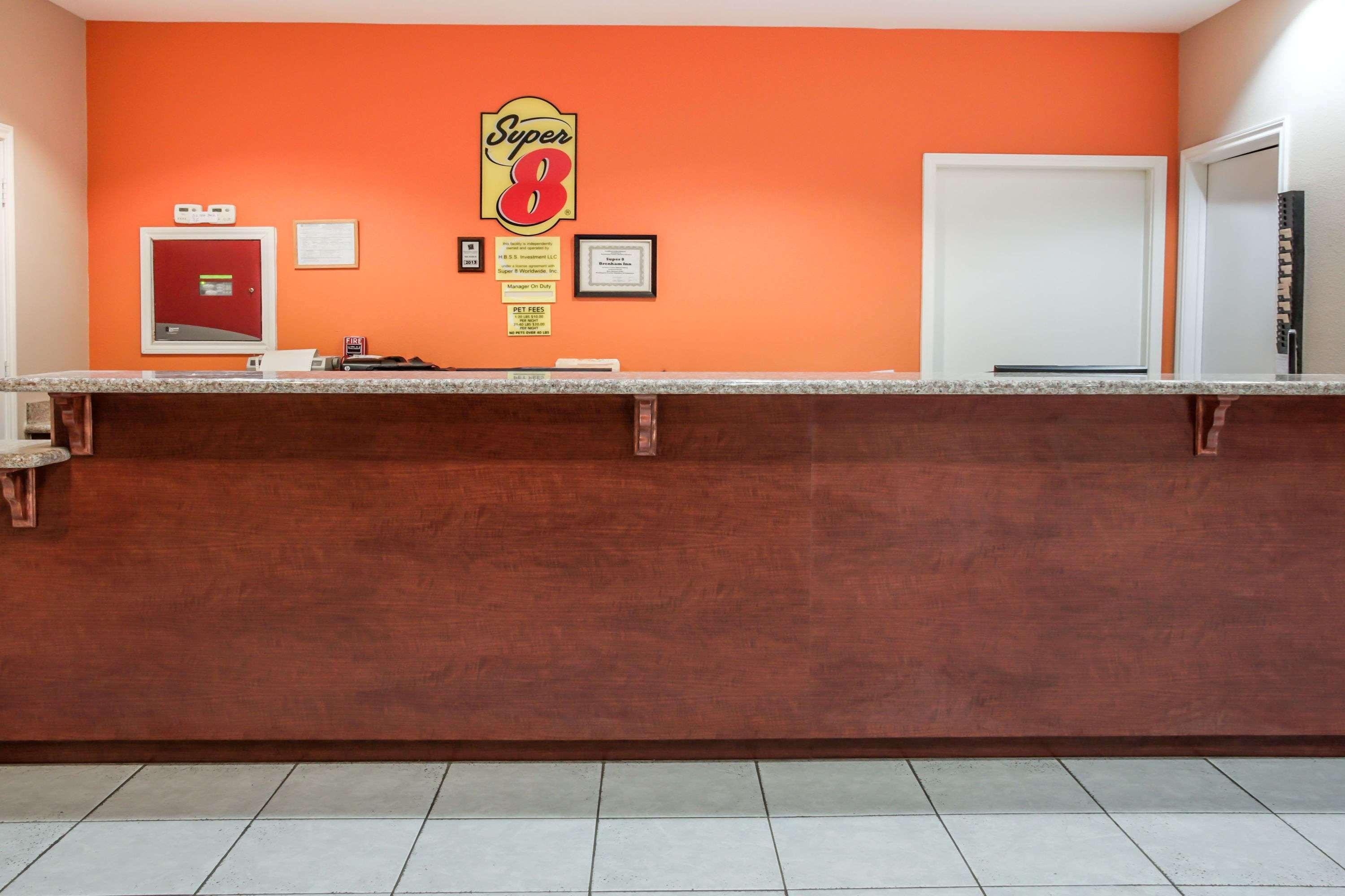Super 8 By Wyndham Brenham Tx Hotel Luaran gambar